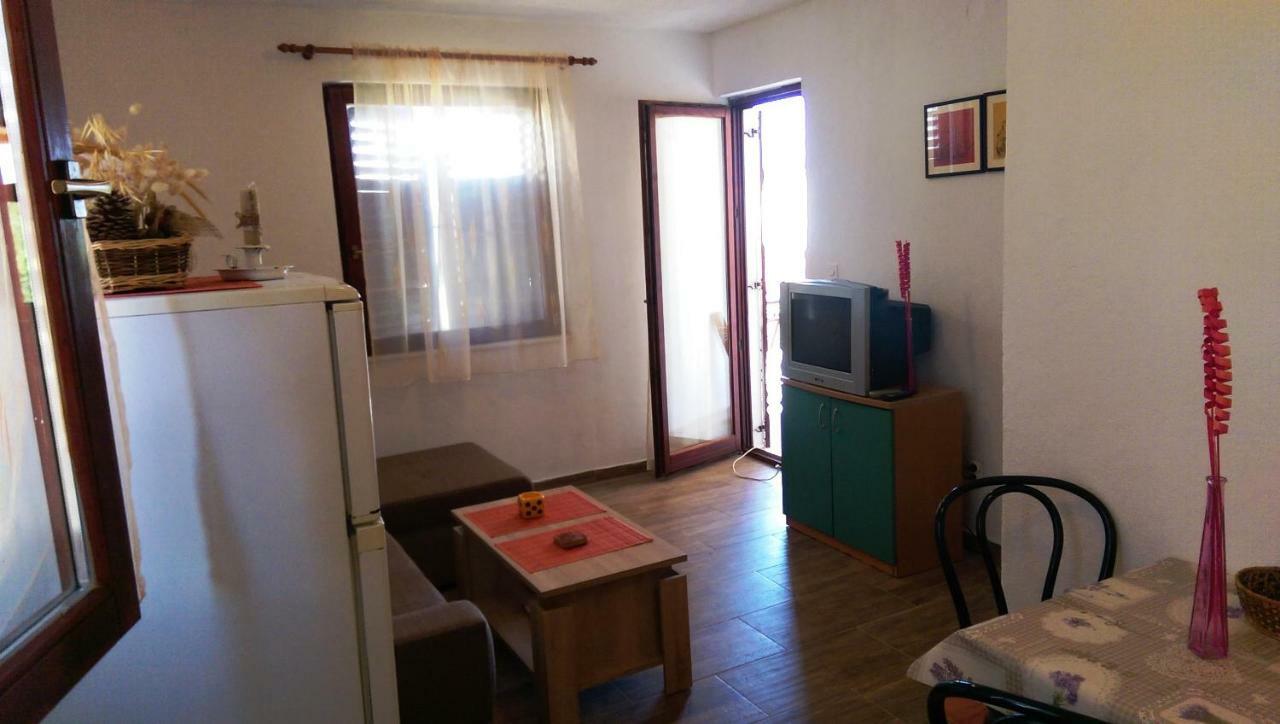 Apartments Delibasic Rogoznica  Exterior photo
